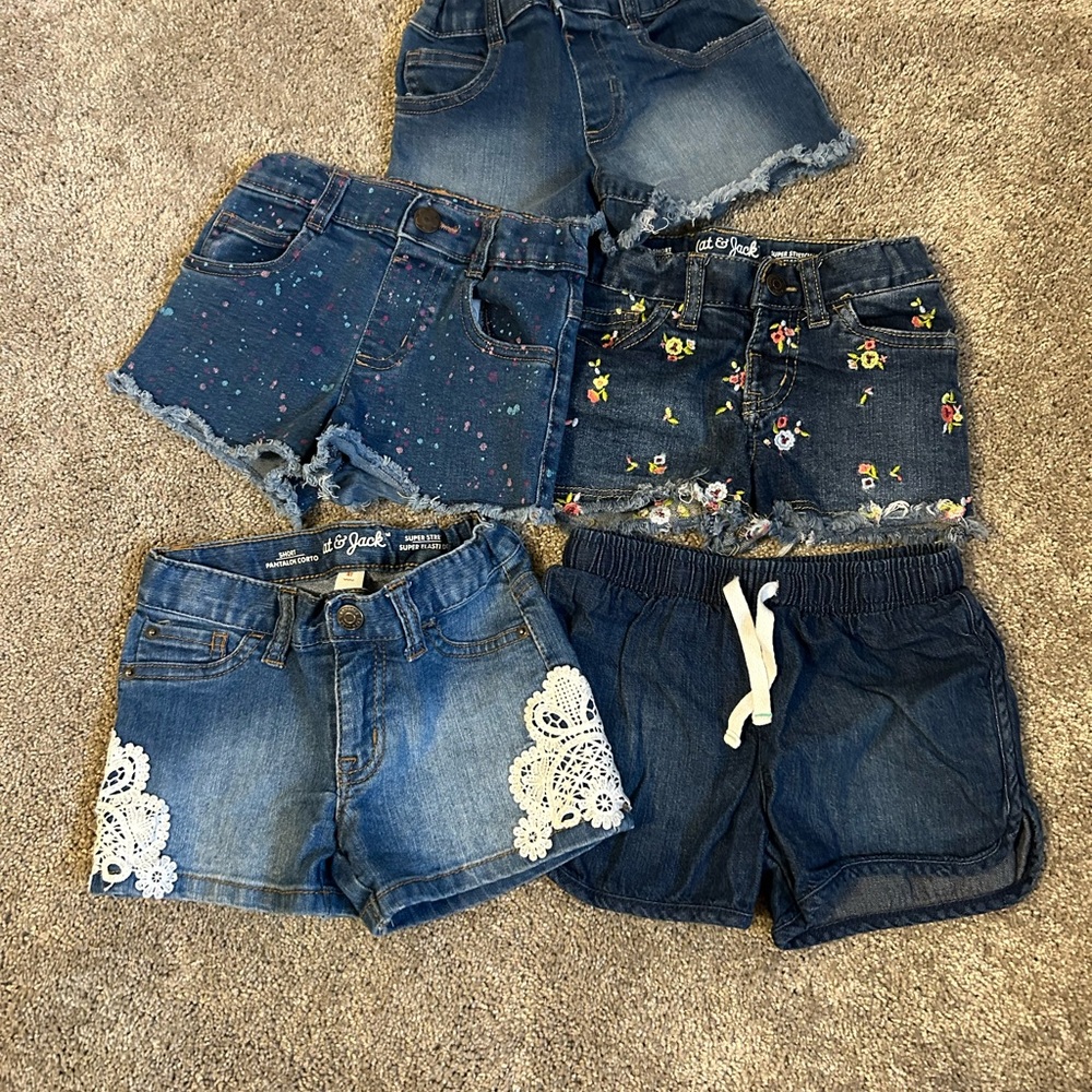 Bundle of 5 Shorts - girls size 4